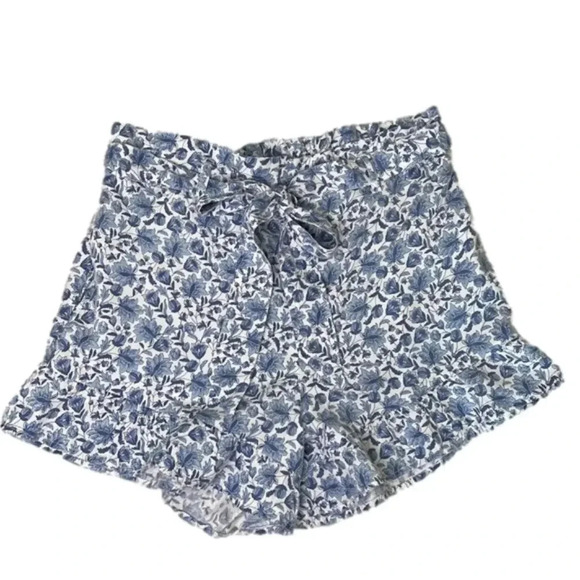 Saks Fifth Ave White & Blue Lyocell High Waist Floral Shorts - Picture 1 of 7